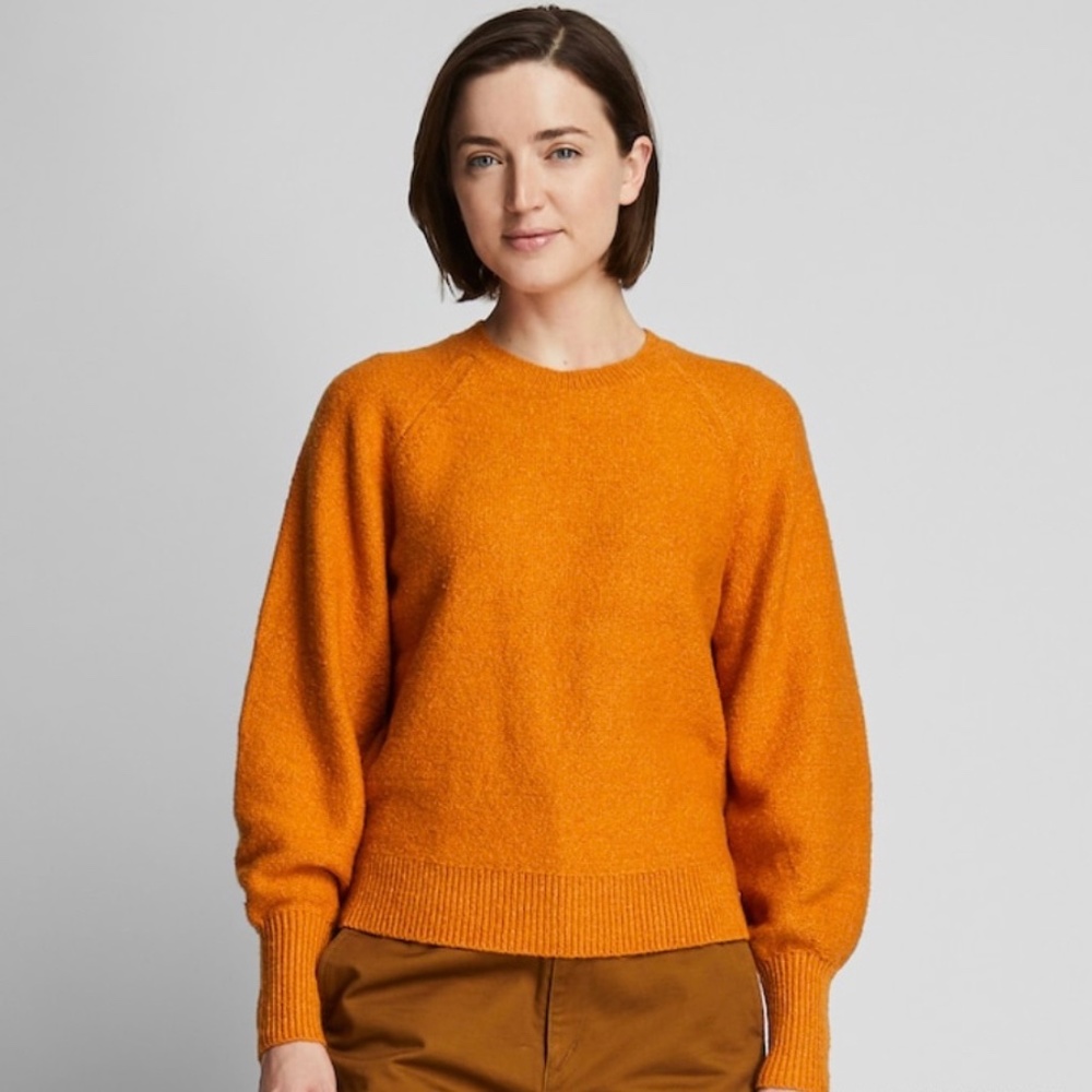 NWOT Uniqlo Puff Sleeve Crew Neck Sweater - Orange XS